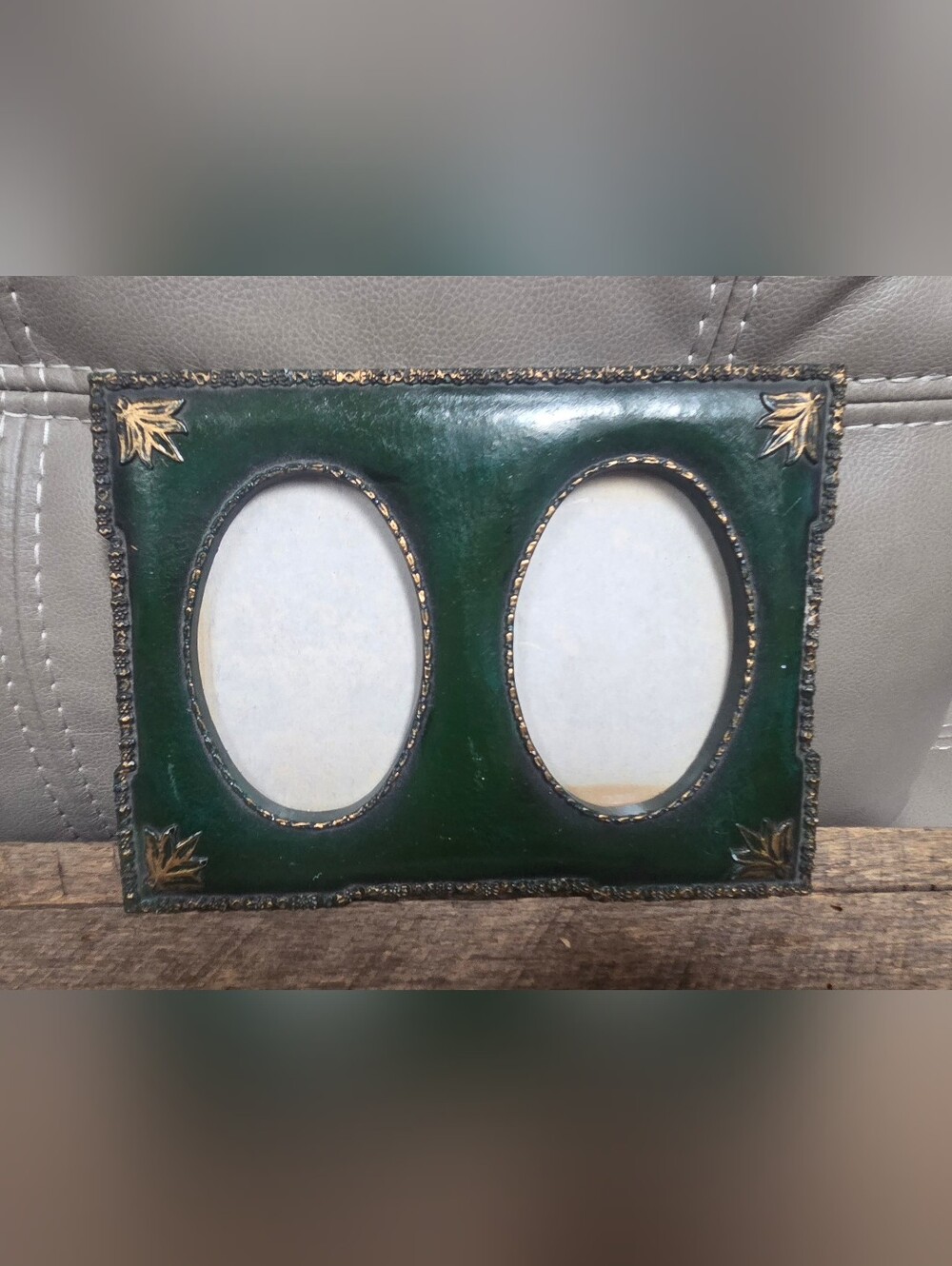 Vintage Double Photo Frame Forrest Green ~ Bin 1B